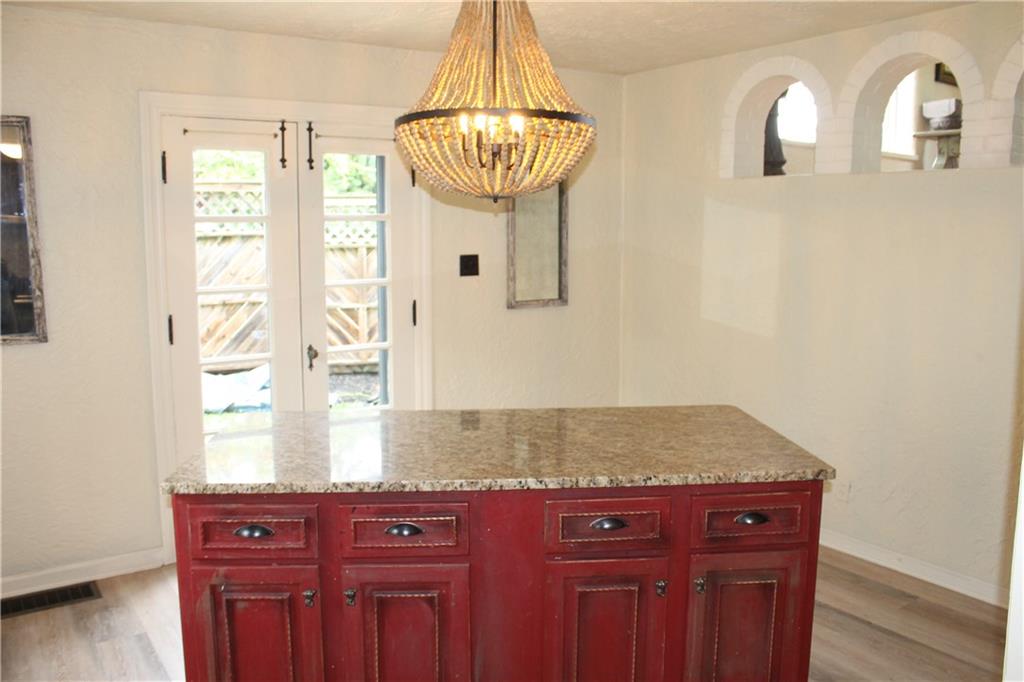 7066 Warwick Road Indianapolis, IN 46220 - Photo 11 of 42 Gallery Image 11