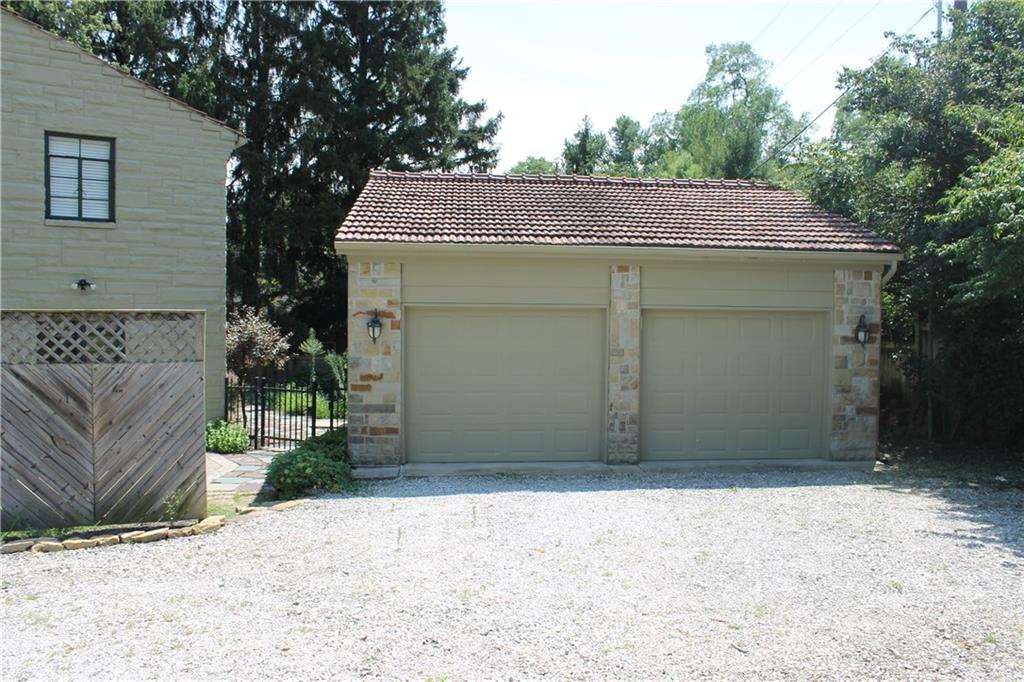 7066 Warwick Road Indianapolis, IN 46220 - Photo 35 of 42 Gallery Image 35