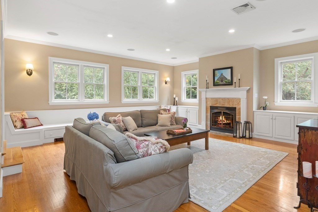 524 Bridge Street Hamilton, MA 01982 - Photo 7 of 36 Gallery Image 7