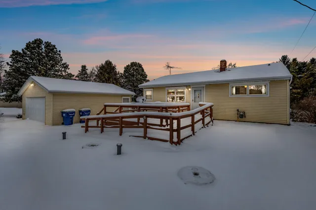 $349,900 | N6038 County Road D, Algoma, WI 54201