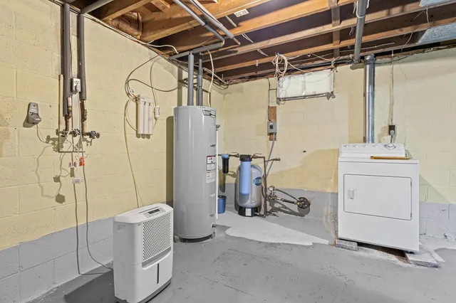 $349,900 | N6038 County Road D, Algoma, WI 54201