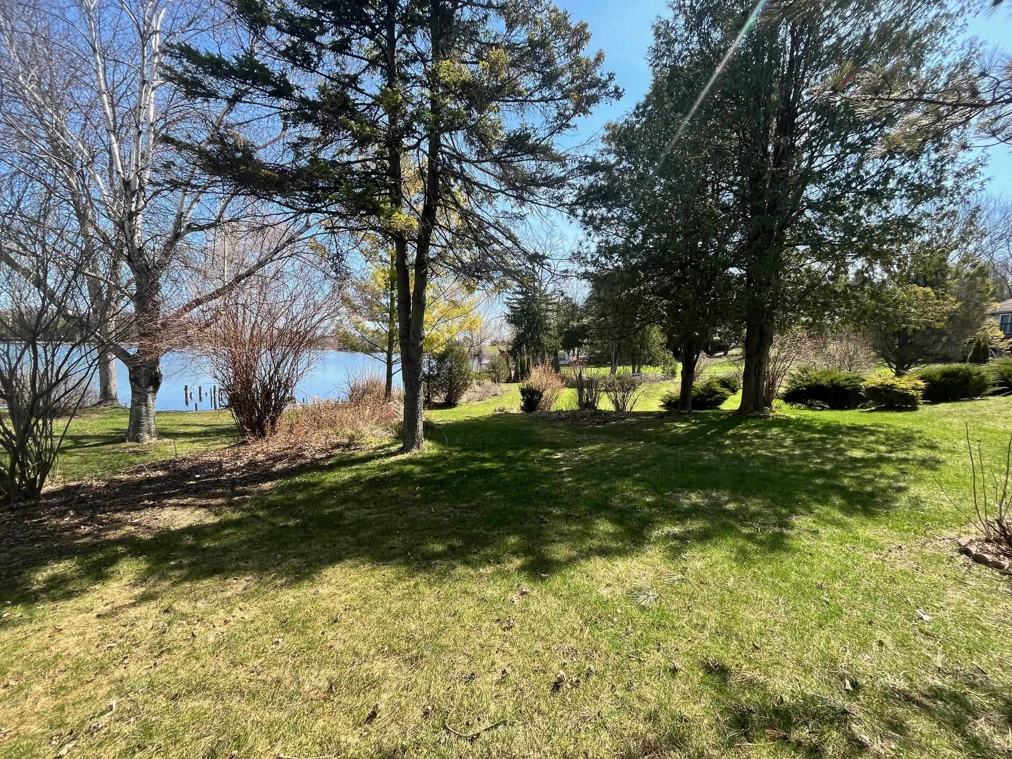 N6038 County Road D Algoma, WI 54201 - Photo 38 of 44
