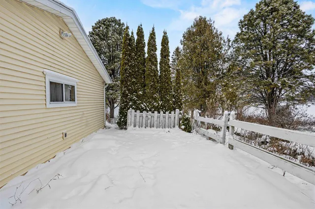 $349,900 | N6038 County Road D, Algoma, WI 54201