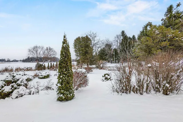 $349,900 | N6038 County Road D, Algoma, WI 54201