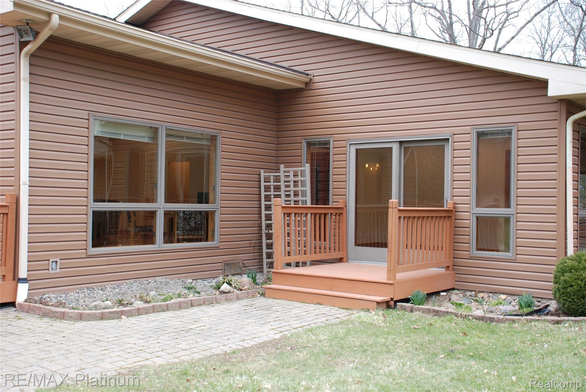 4922 Cedar Lake Road Howell, MI 48843 - Photo 13 of 93 14.JPG
