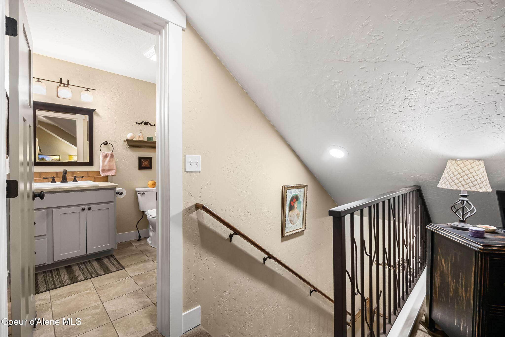 94 Alpine Drive Sandpoint, ID 83864 - Photo 22 of 39 021