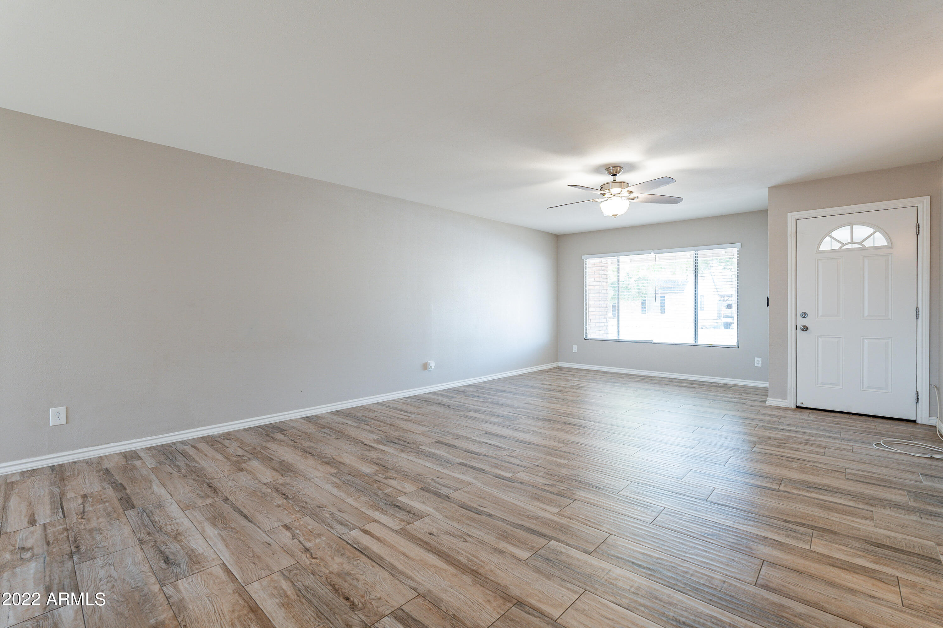 4331 West Dailey Street Glendale, AZ 85306 - Photo 5 of 37 Dailey HD-5