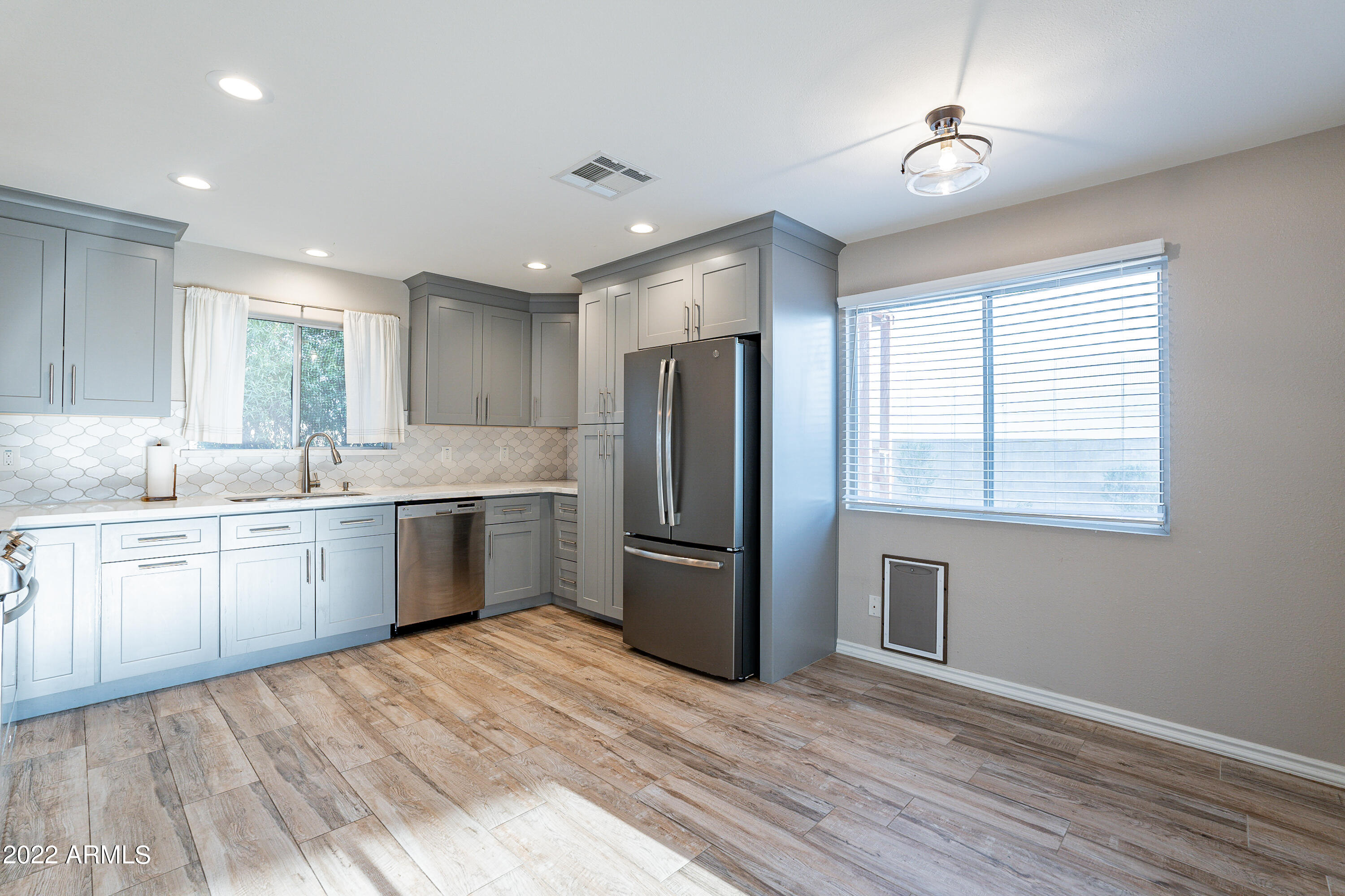 4331 West Dailey Street Glendale, AZ 85306 - Photo 9 of 37 Dailey HD-9
