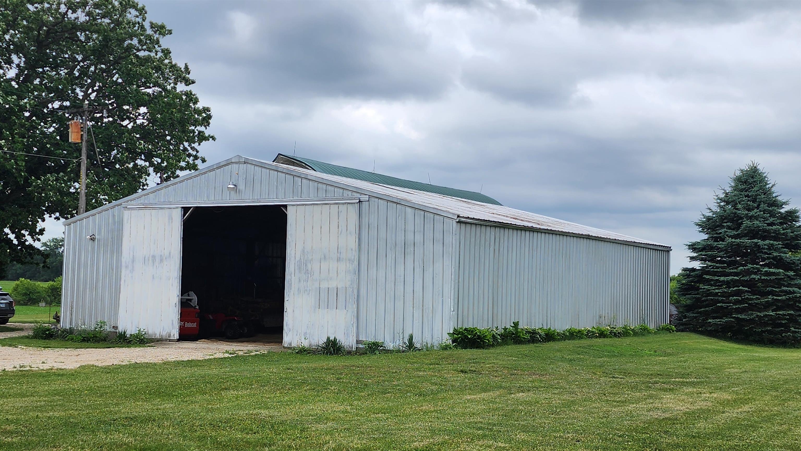 8999 Centerville Road Capron, IL 61012 - Photo 39 of 69