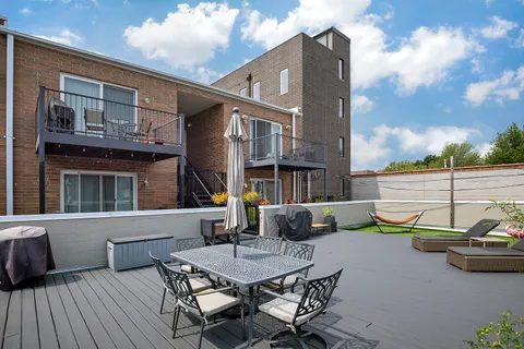 $599,000 | 3215 North Elston Avenue, Unit 3N, Chicago, IL 60618