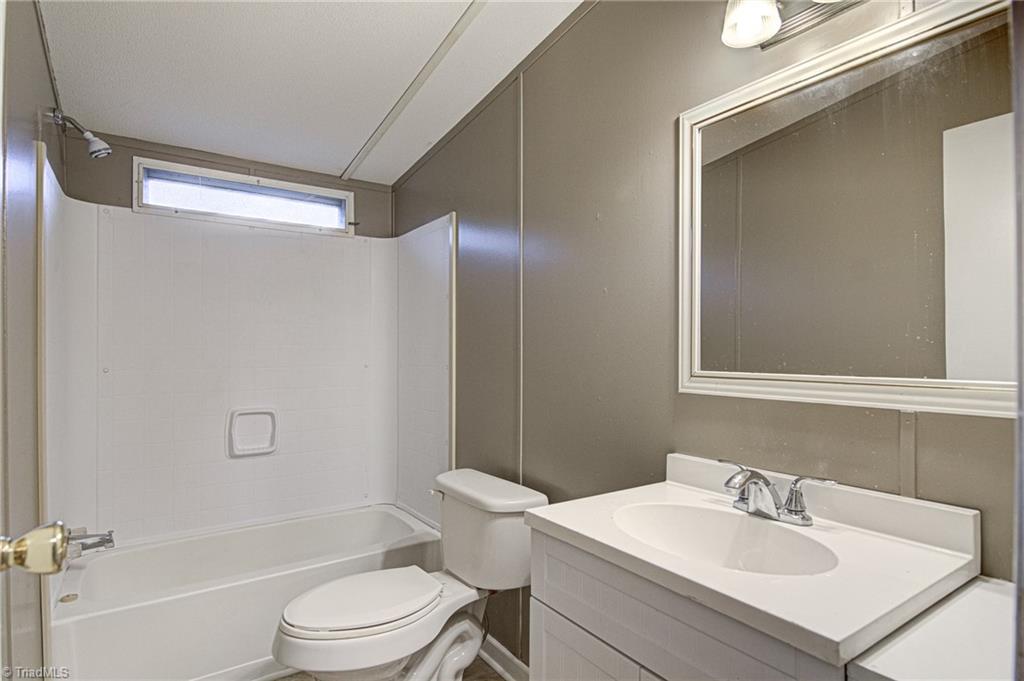 3820 Level Plains Road Sophia, NC 27350 - Photo 26 of 29 Gallery Image 26