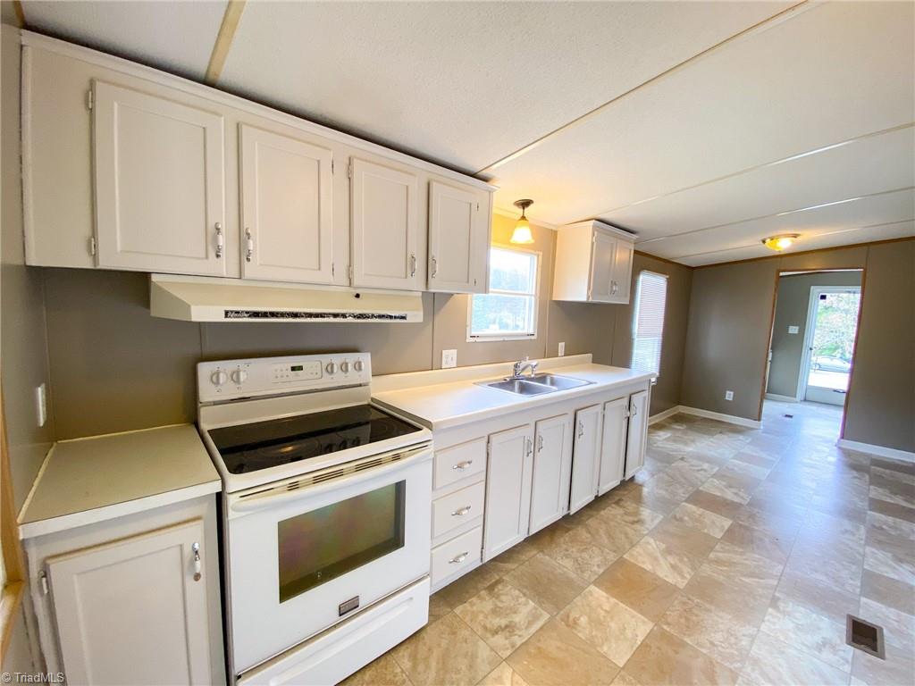 3820 Level Plains Road Sophia, NC 27350 - Photo 5 of 29 Gallery Image 5