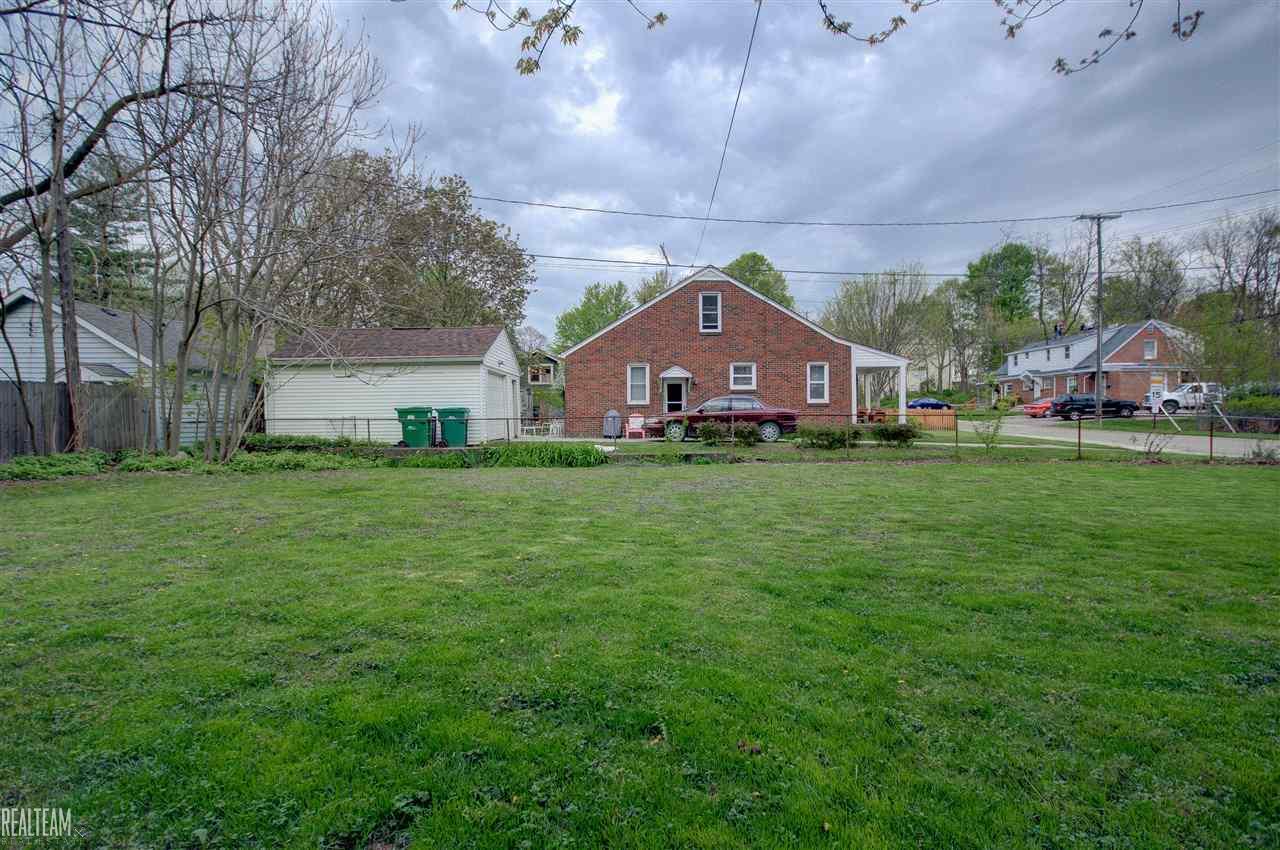 262 West St Clair Street Romeo, MI 48065 - Photo 30 of 31 31290562-29.JPG