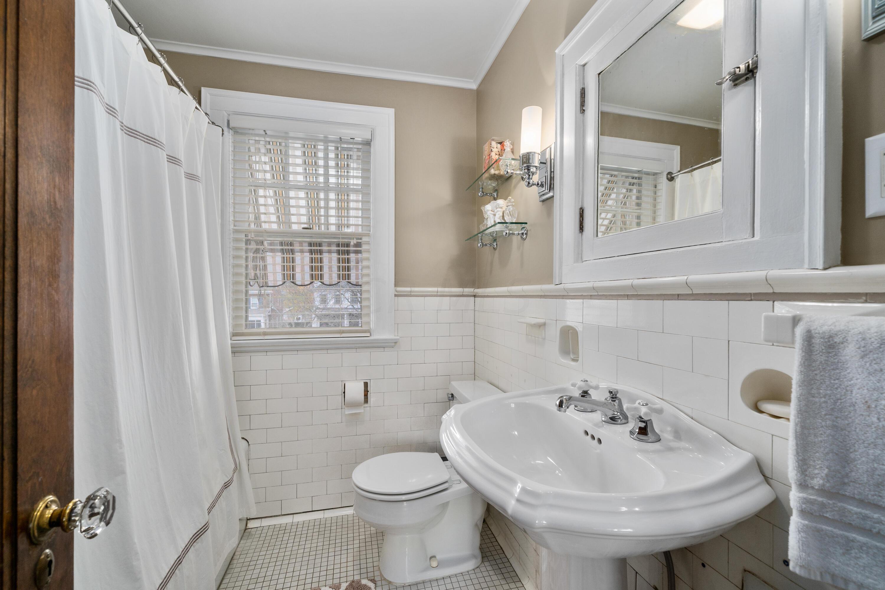 110 South Ardmore Road Columbus, OH 43209 - Photo 53 of 62 yzzzz
