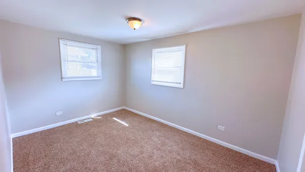 $184,000 | 14039 South Claire Boulevard, Robbins, IL 60472
