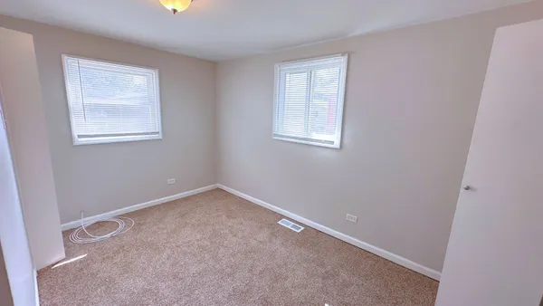 $184,000 | 14039 South Claire Boulevard, Robbins, IL 60472