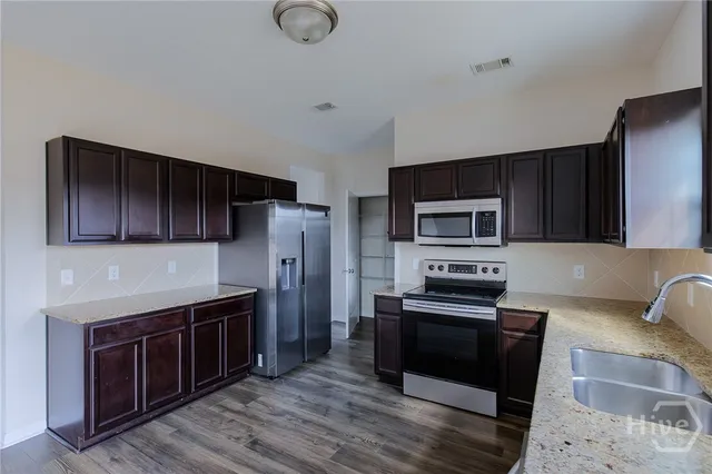 $299,000 | 356 Huntington Drive Northeast, Ludowici, GA 31316