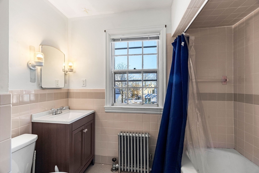 122 Beech Street Lowell, MA 01850 - Photo 14 of 21