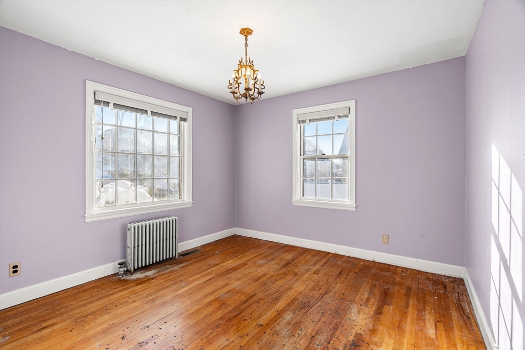 122 Beech Street Lowell, MA 01850 - Photo 5 of 21