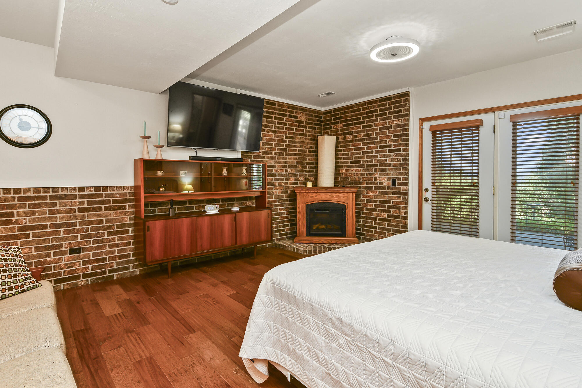 15 Lovers Lane Reeds Spring, MO 65737 - Photo 36 of 71 Master Bedroom