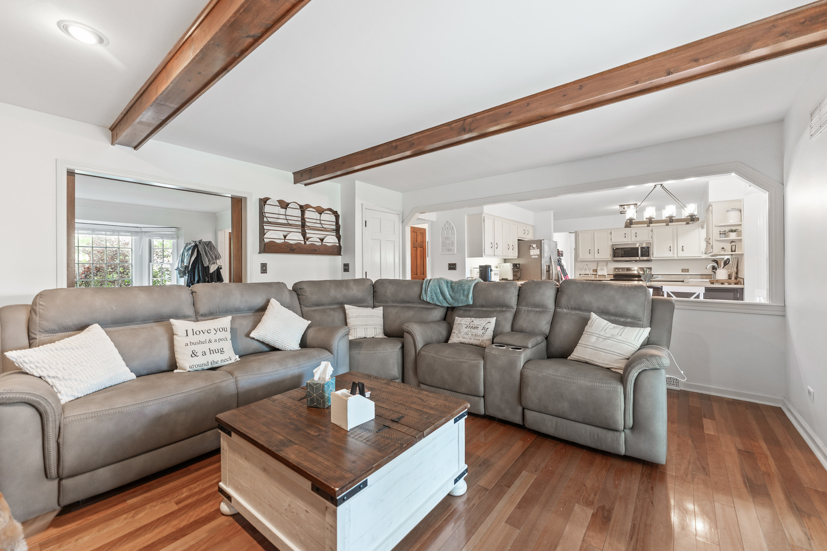 560 Renee Court Geneva, IL 60134 - Photo 12 of 50 a living room with furniture and a wooden floor