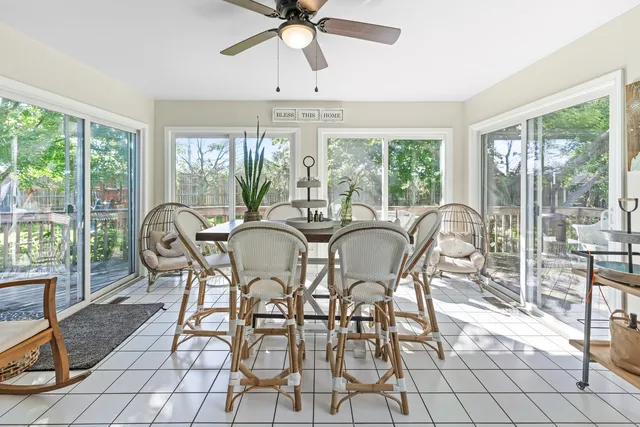 $599,000 | 560 Renee Court, Geneva, IL 60134