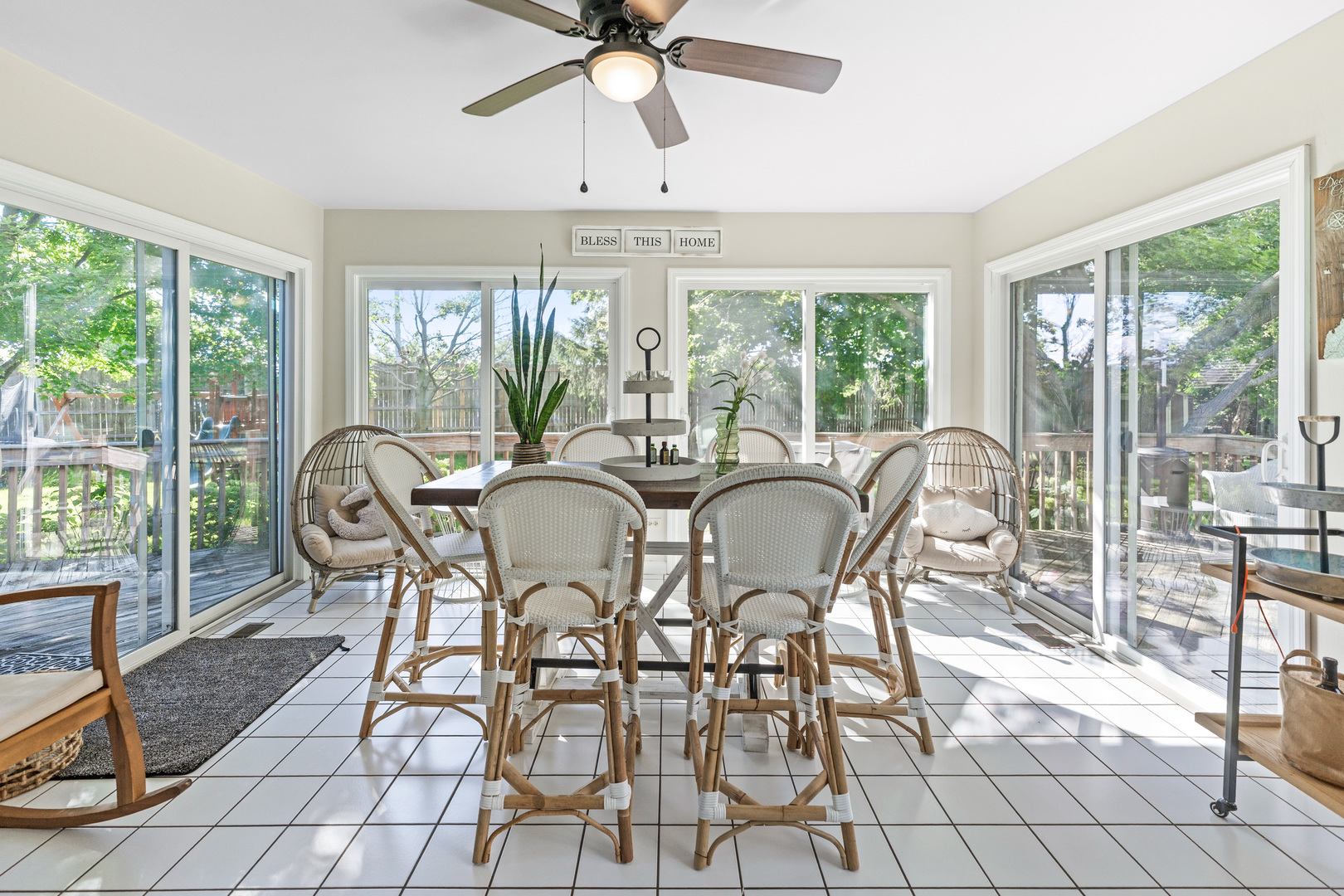 560 Renee Court Geneva, IL 60134 - Photo 20 of 50 a view of a dining room with furniture wooden floor and chandelier