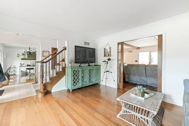 $599,000 | 560 Renee Court, Geneva, IL 60134