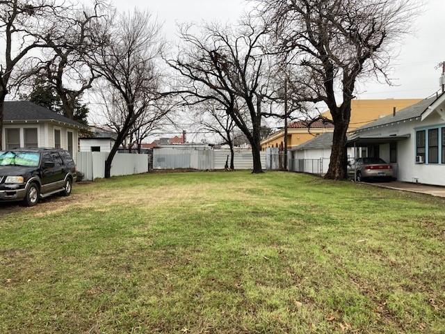 817 Centre Street Dallas, TX 75208 - Photo 4 of 4