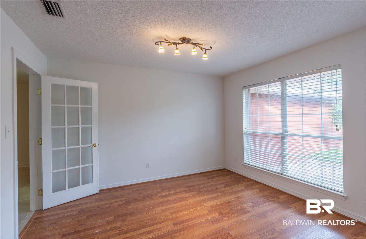 139 Destrehan Road Fairhope, AL 36532 - Photo 5 of 25 Dining Room