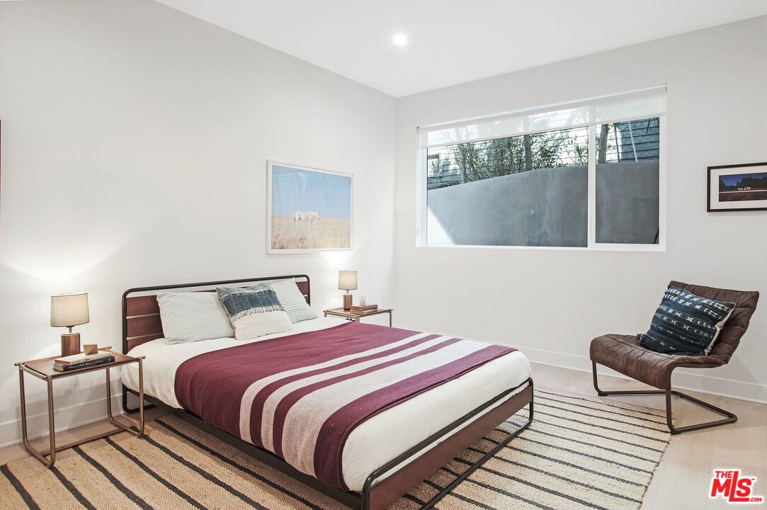 855 Hyperion Avenue Los Angeles, CA 90029 - Photo 22 of 30