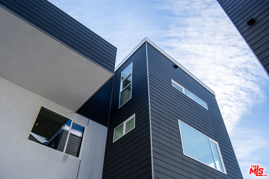 855 Hyperion Avenue Los Angeles, CA 90029 - Photo 26 of 30