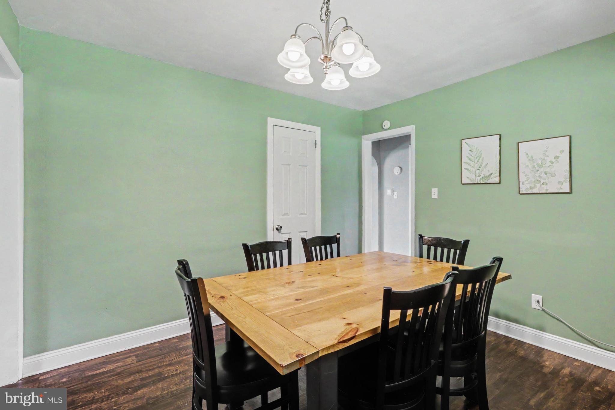 829 Old Forge Road New Cumberland, PA 17070 - Photo 5 of 28