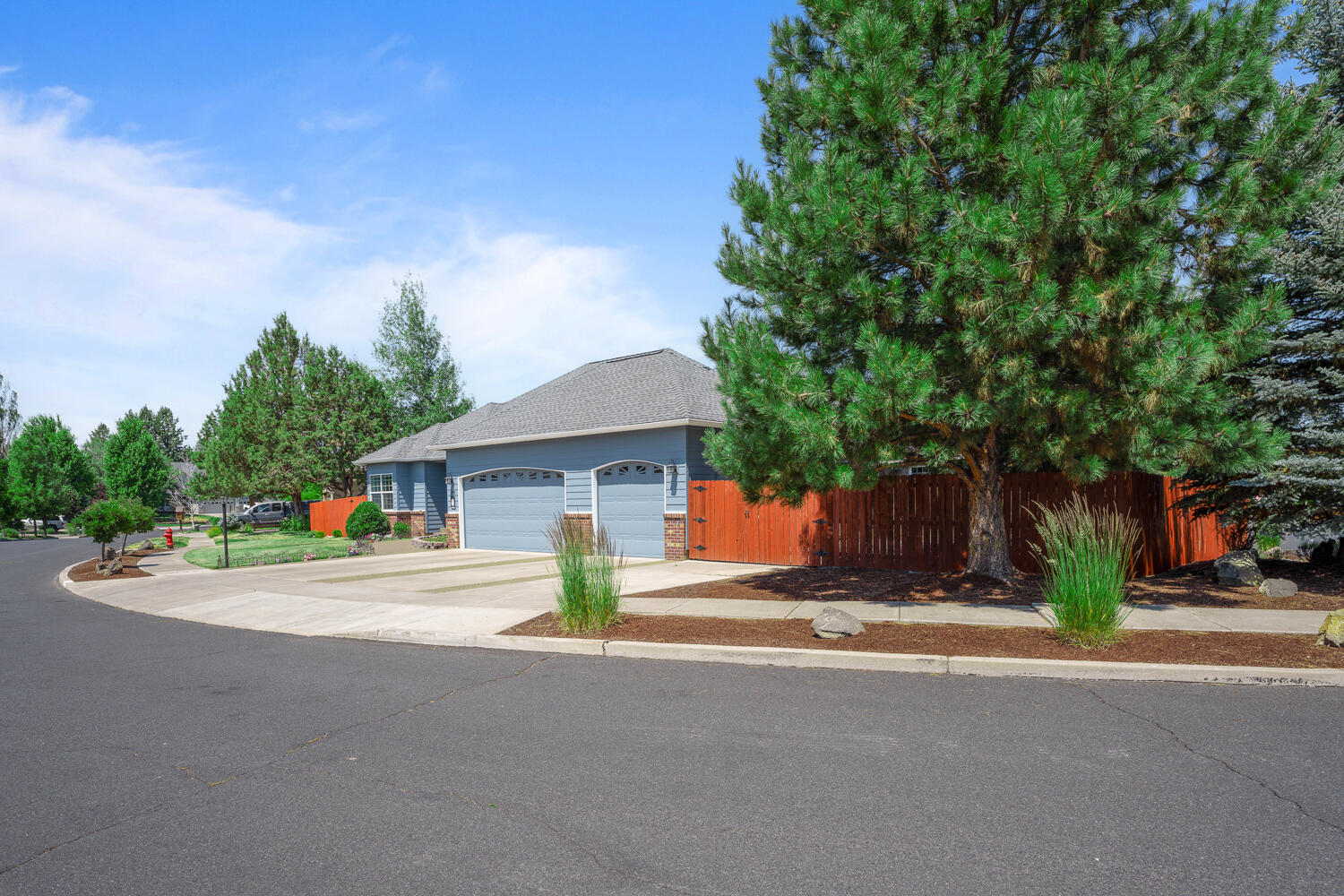 392 Southeast Soft Tail Loop Bend, OR 97702 - Photo 50 of 52 "The best Ponderosa in Bend"