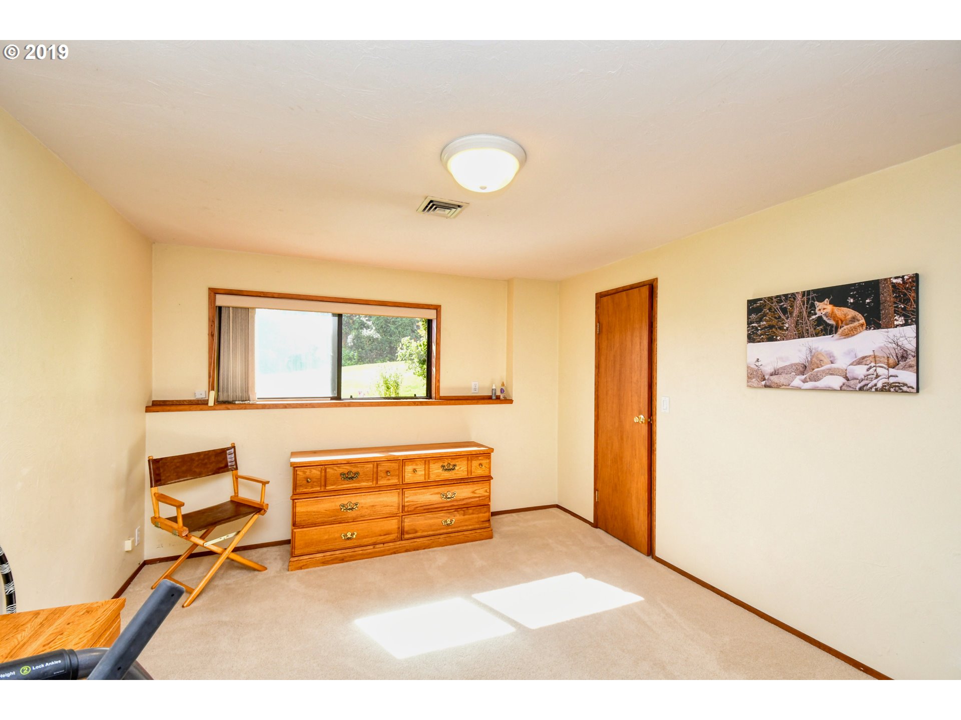 1610 Southwest 18th Street Pendleton, OR 97801 - Photo 21 of 32 a view of livingroom with furniture