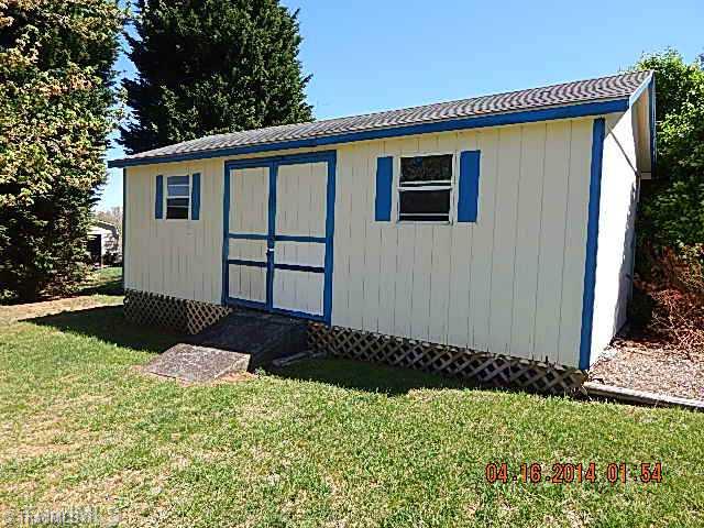 890 Mountain View Road King, NC 27021 - Photo 16 of 16 Outbuilding.