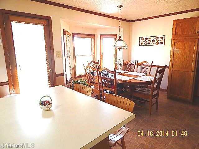 890 Mountain View Road King, NC 27021 - Photo 9 of 16 Dining Room. with bay window