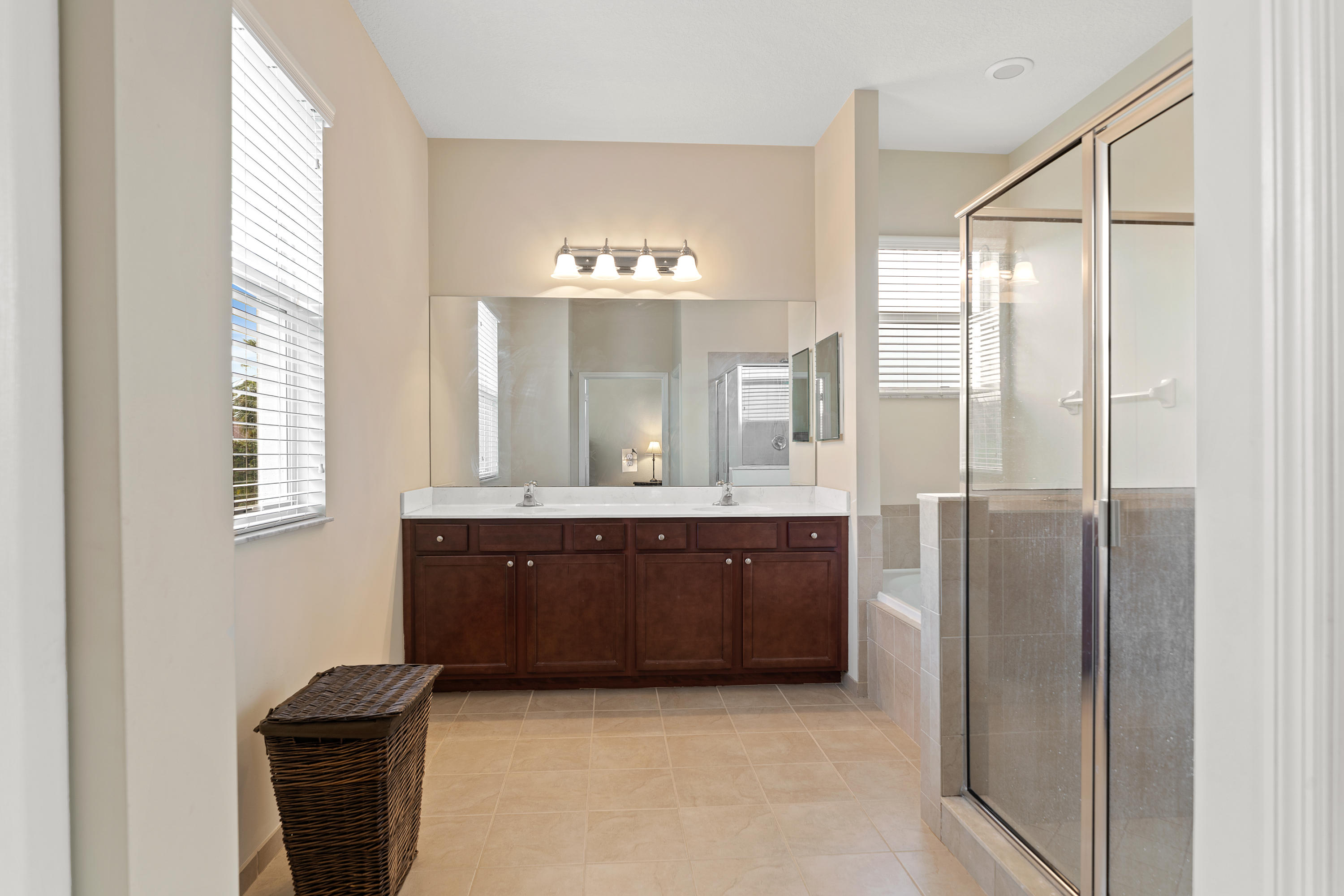 124 Behring Way Jupiter, FL 33458 - Photo 14 of 35 _DSC0315
