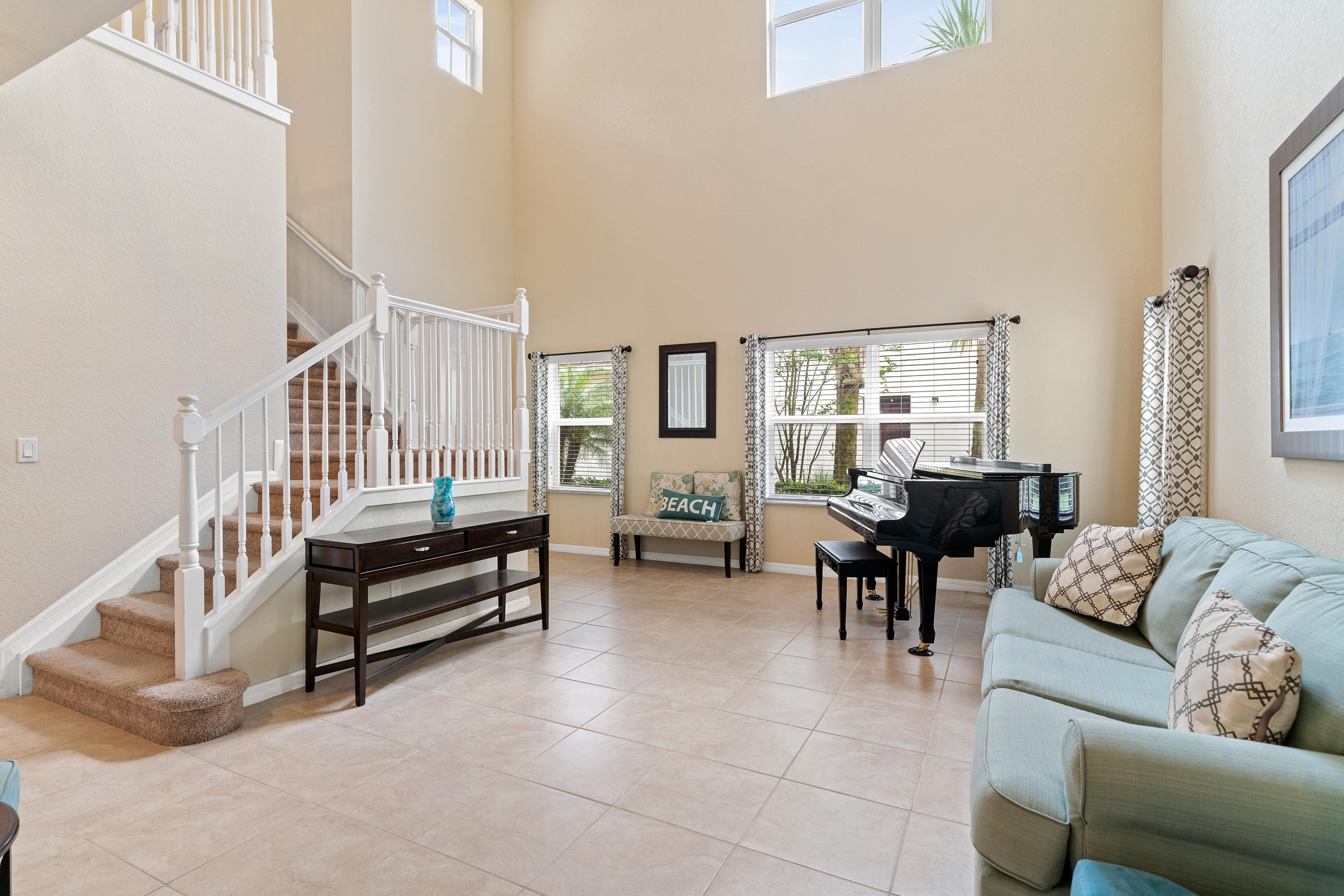 124 Behring Way Jupiter, FL 33458 - Photo 5 of 35 _DSC0257