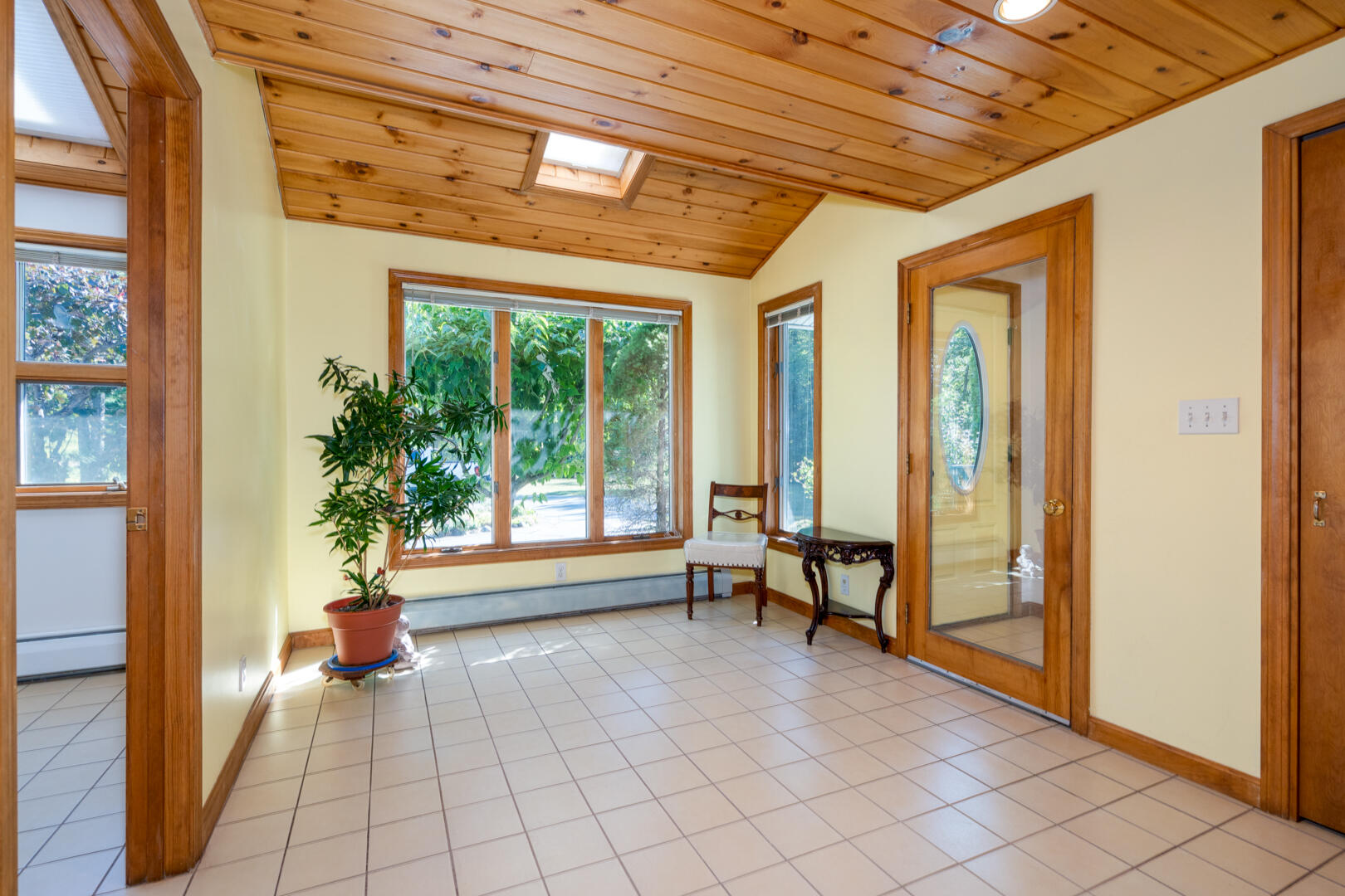 63 Sand Pond Road Sanford, ME 04073 - Photo 17 of 57 Entry Room 1