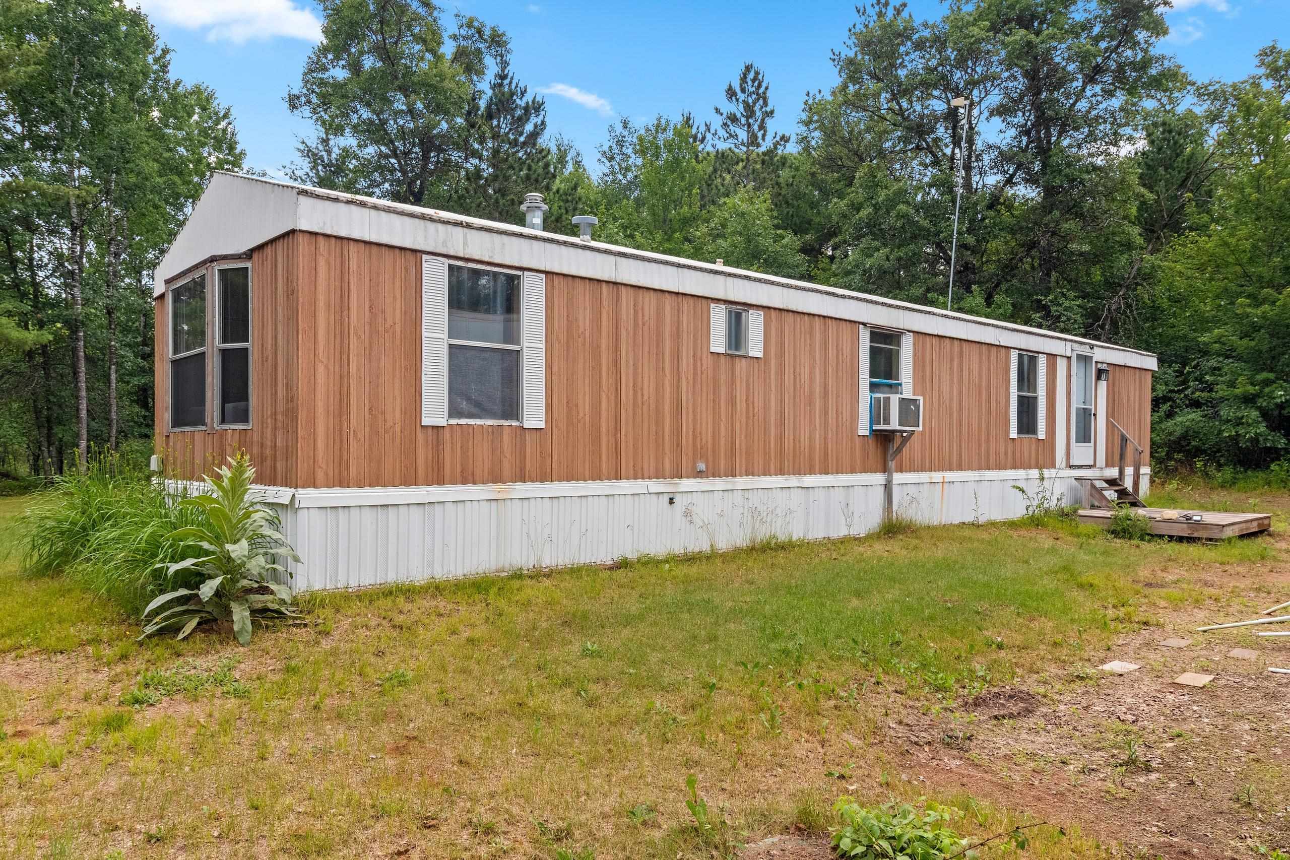 W5932 County Road R Niagara, WI 54151 - Photo 6 of 30