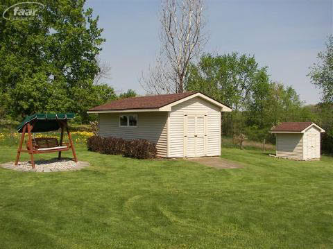 7340 Lahring Road Gaines, MI 48436 - Photo 2 of 33 20355928-1.JPG