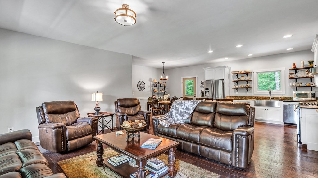 322 County Road 725 Riceville, TN 37370 - Photo 11 of 43 Gallery Image 11