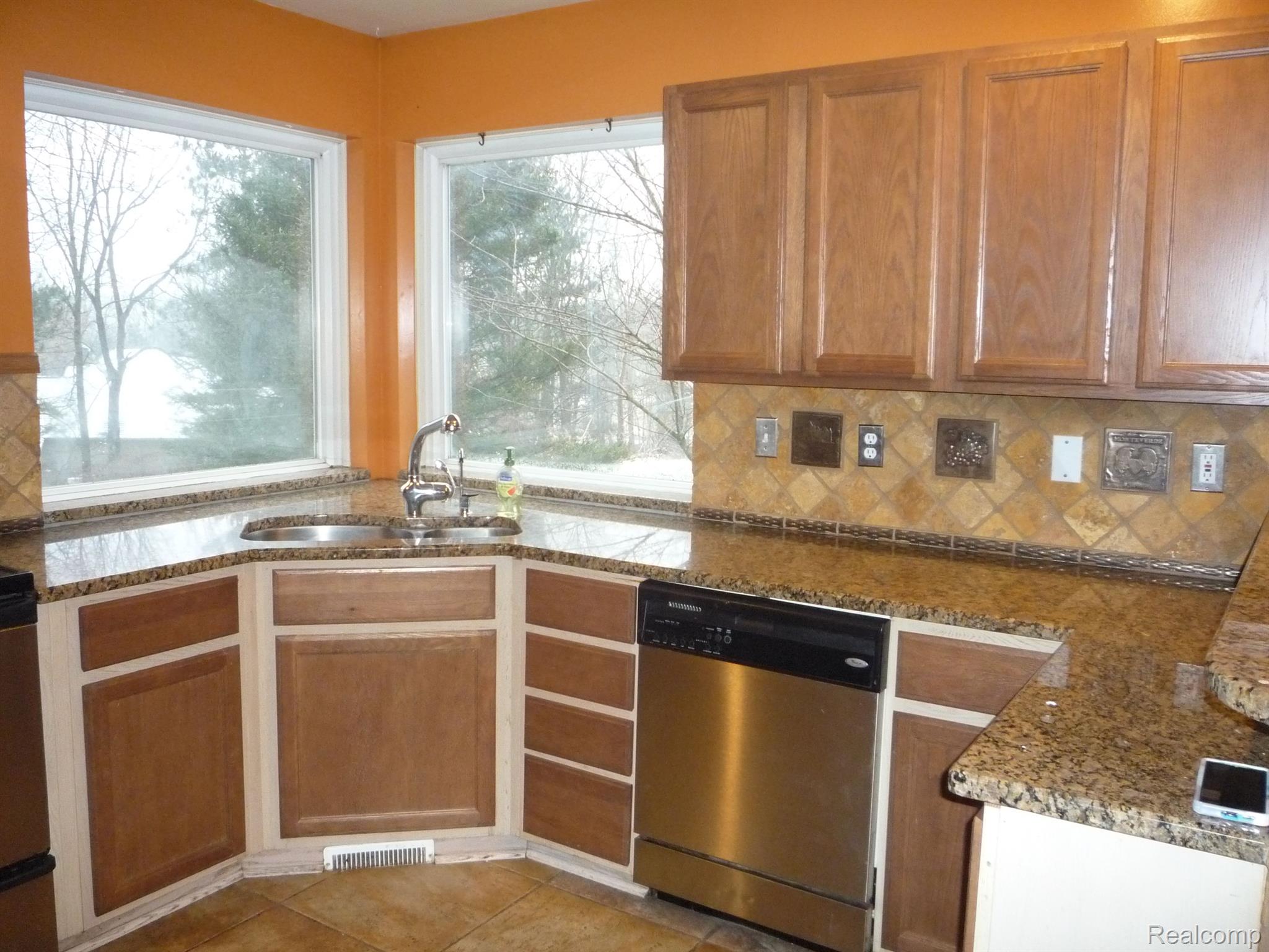 1423 Rillview Court Metamora, MI 48455 - Photo 4 of 62 kitchen with scenic views