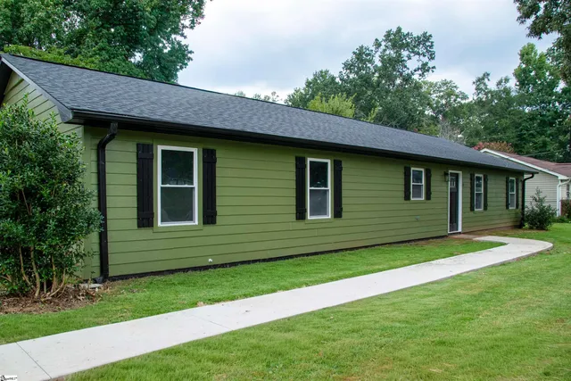 $309,900 | 114 Saluda Street, Spartanburg, SC 29301