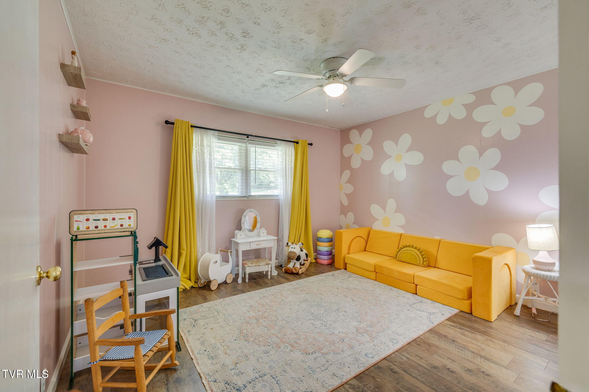 576 Buckingham Road Gray, TN 37615 - Photo 21 of 49 020