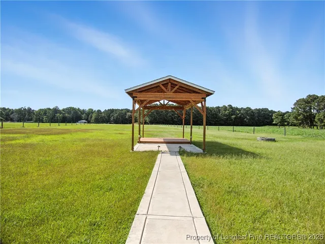 $2,300 | 5705 Stewart Road, Wade, NC 28395