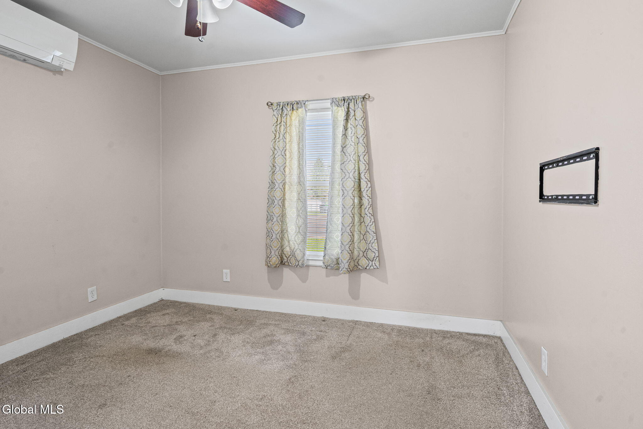 234 Osborne Road Colonie, NY 12205 - Photo 13 of 36 4-web-or-mls-234-osborne-rd