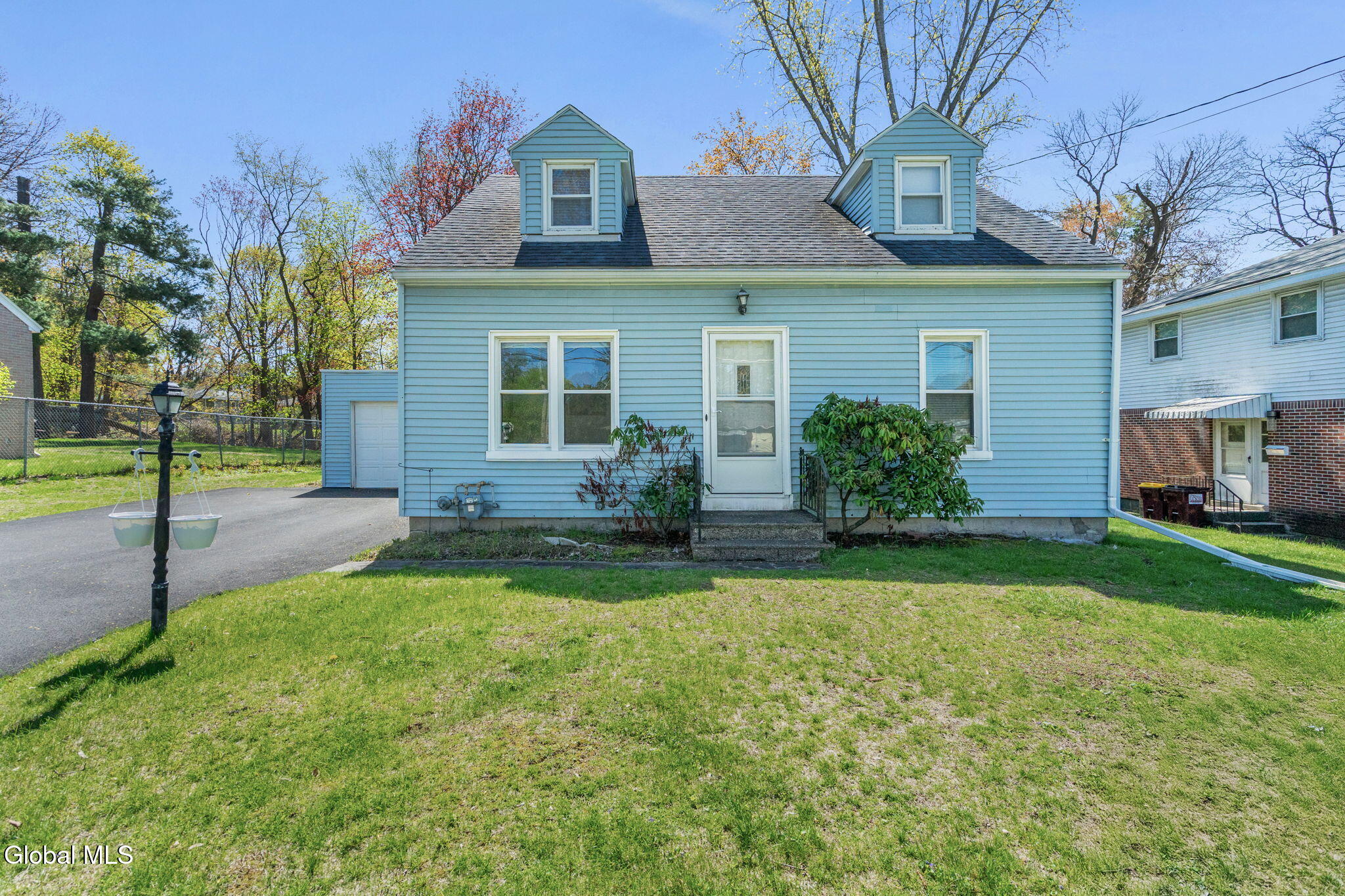 234 Osborne Road Colonie, NY 12205 - Photo 2 of 36 2-web-or-mls-234-osborne-rd