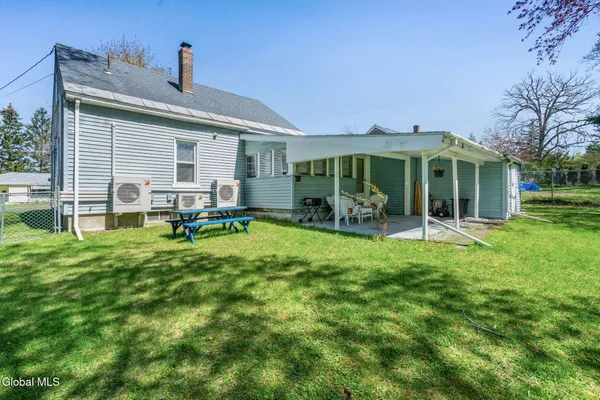 $2,800 | 234 Osborne Road, Colonie, NY 12205